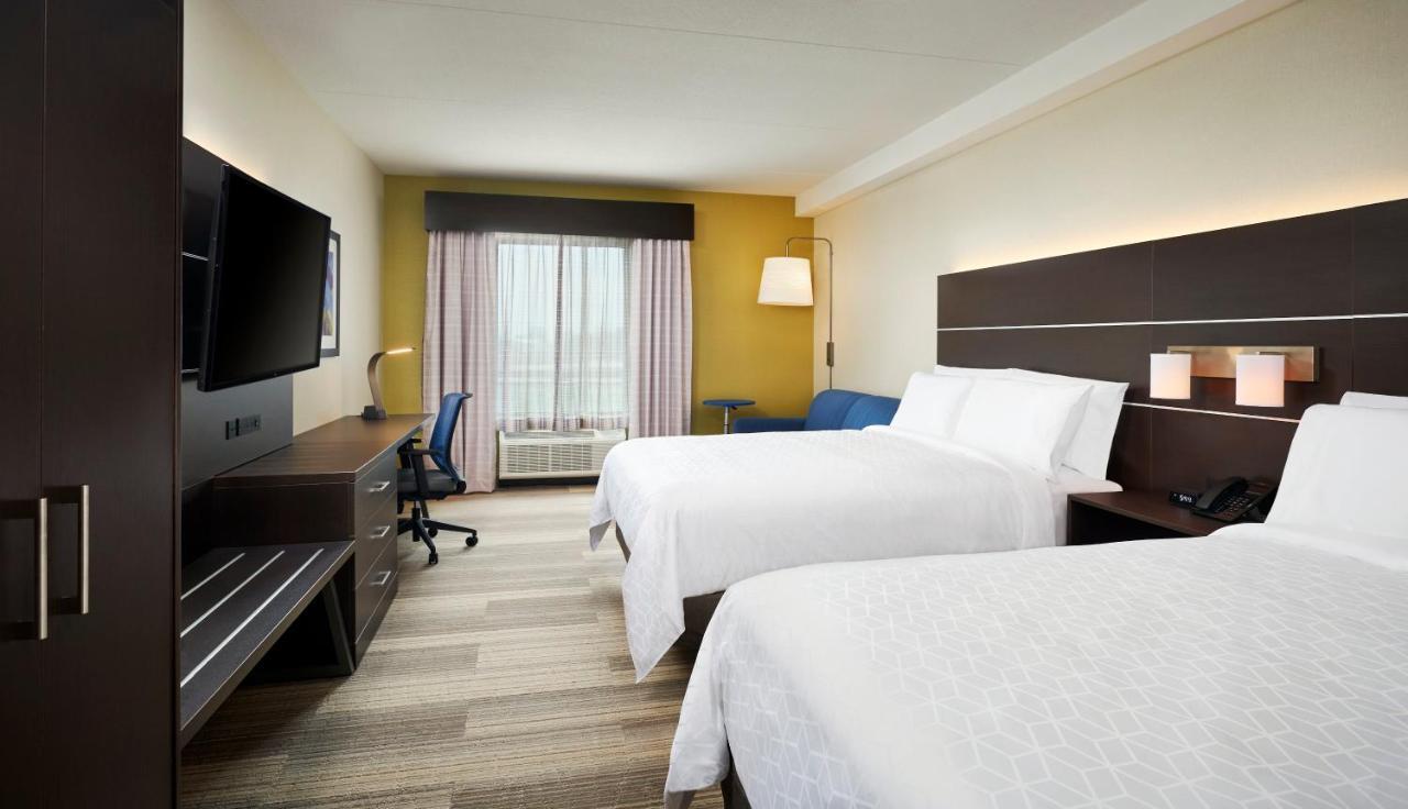 Holiday Inn Express & Suites Windsor East - Lakeshore By Ihg Tecumseh Экстерьер фото